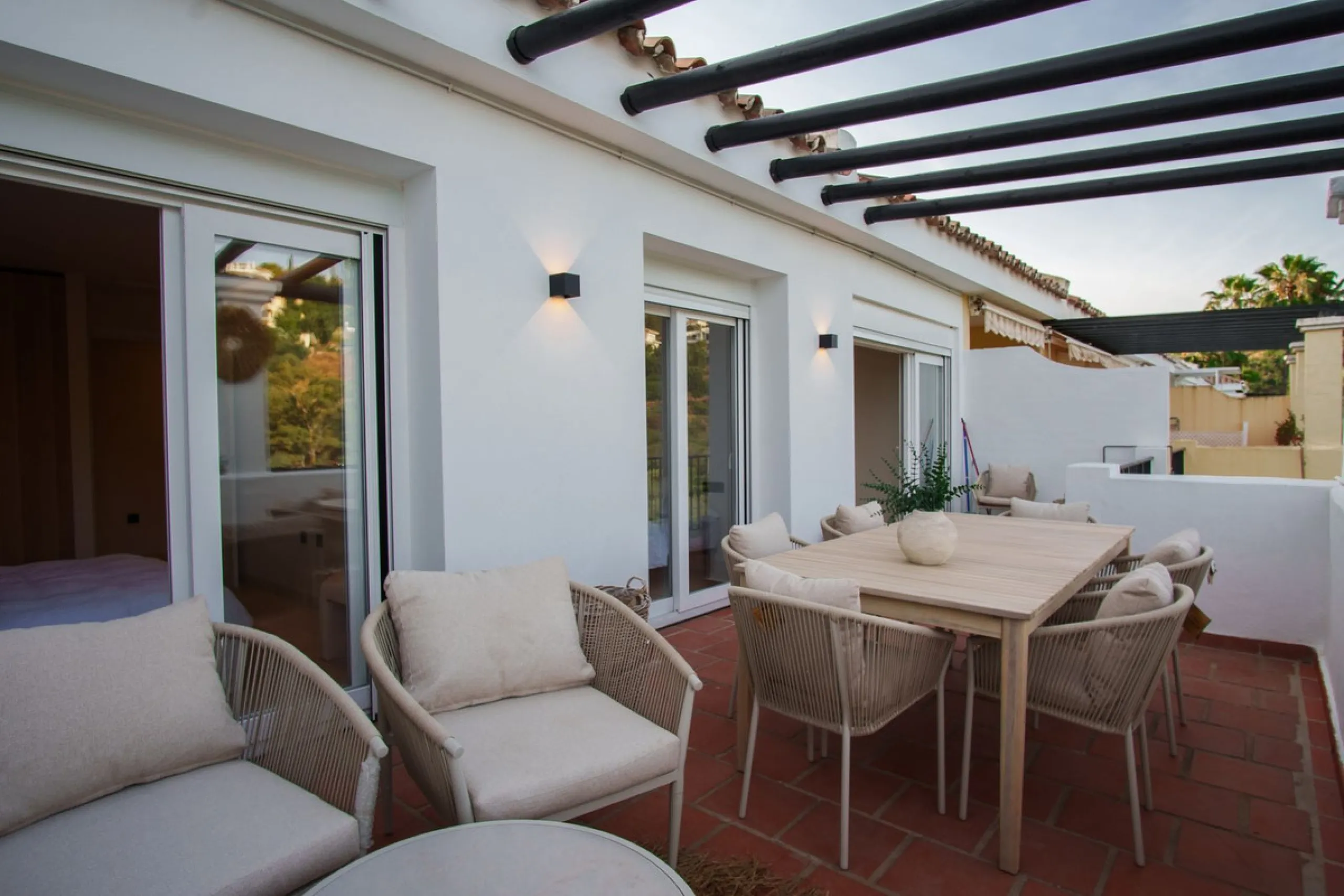 Renovated Apartment Frontline Golf in La Quinta with Stunning Sea, Lake & Golf Views