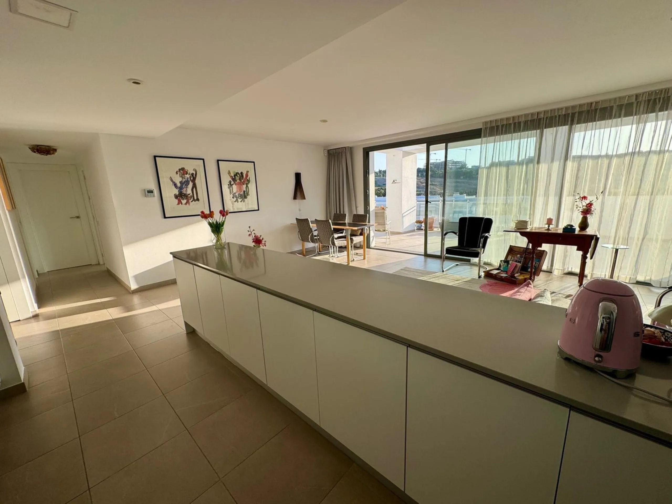Discover luxury and comfort in this spectacular penthouse for sale in Casares Green!