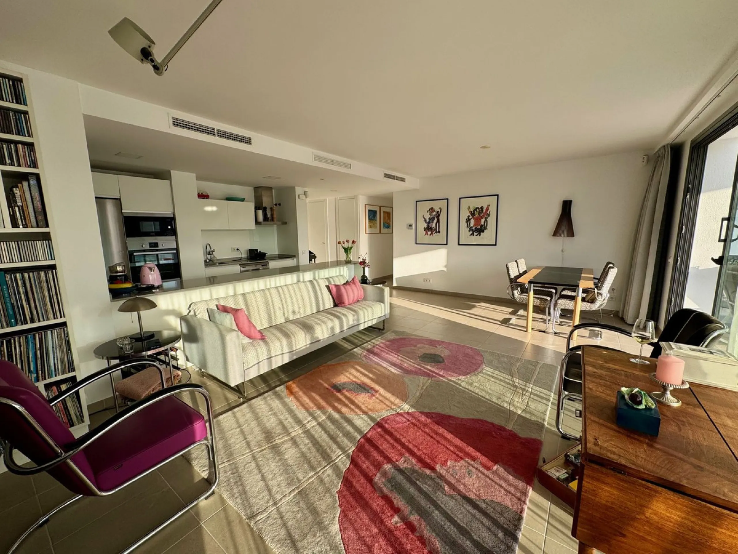 Discover luxury and comfort in this spectacular penthouse for sale in Casares Green!