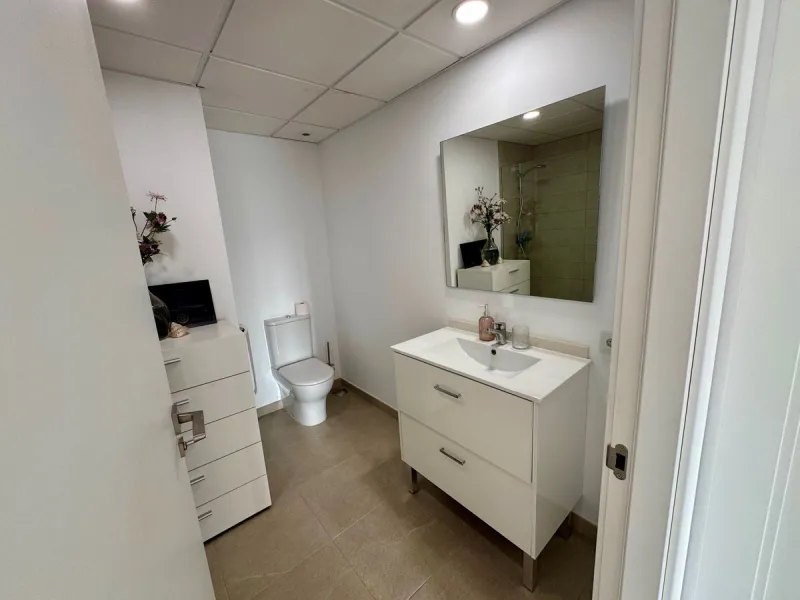 Discover luxury and comfort in this spectacular penthouse for sale in Casares Green!