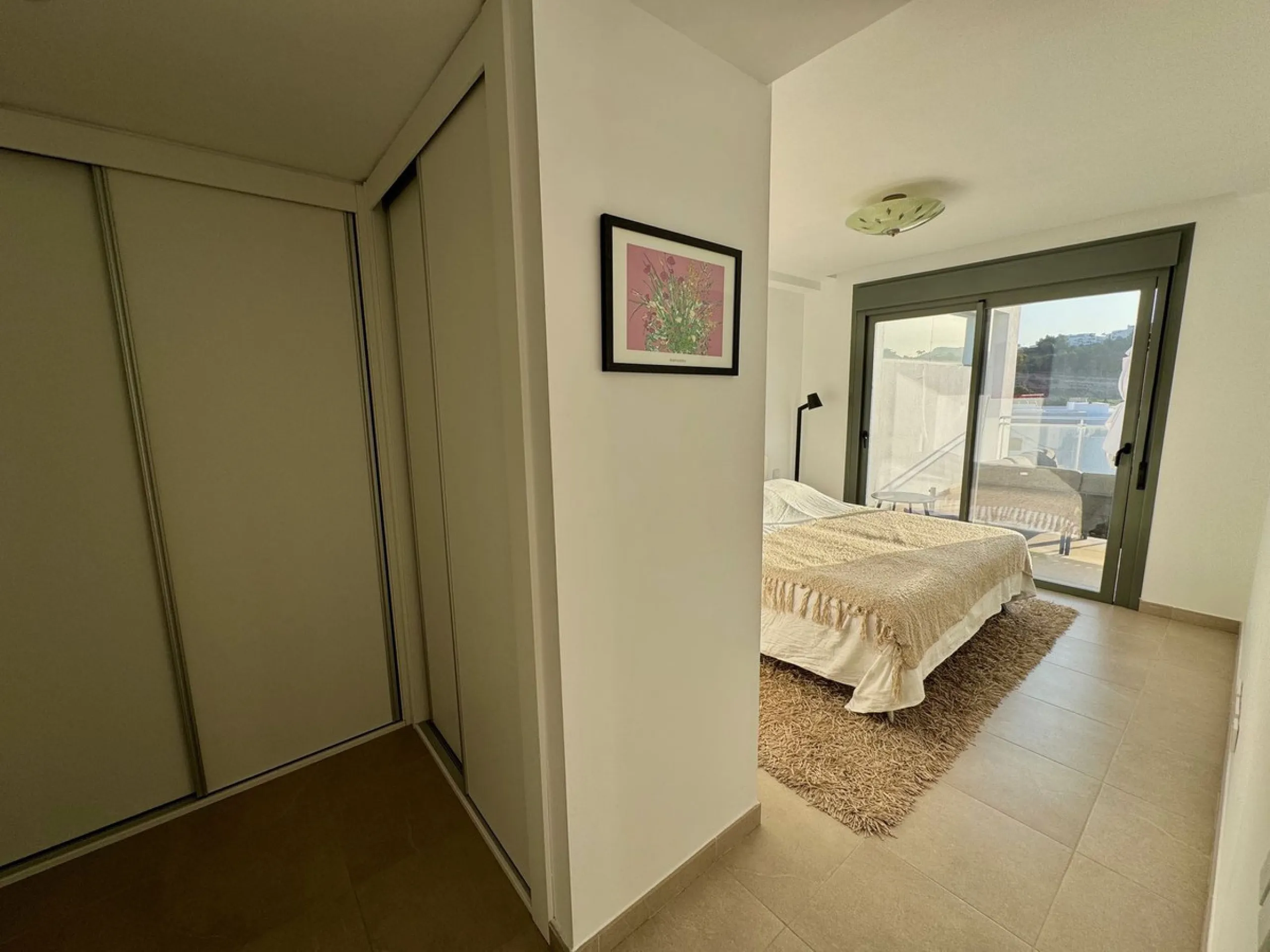 Discover luxury and comfort in this spectacular penthouse for sale in Casares Green!