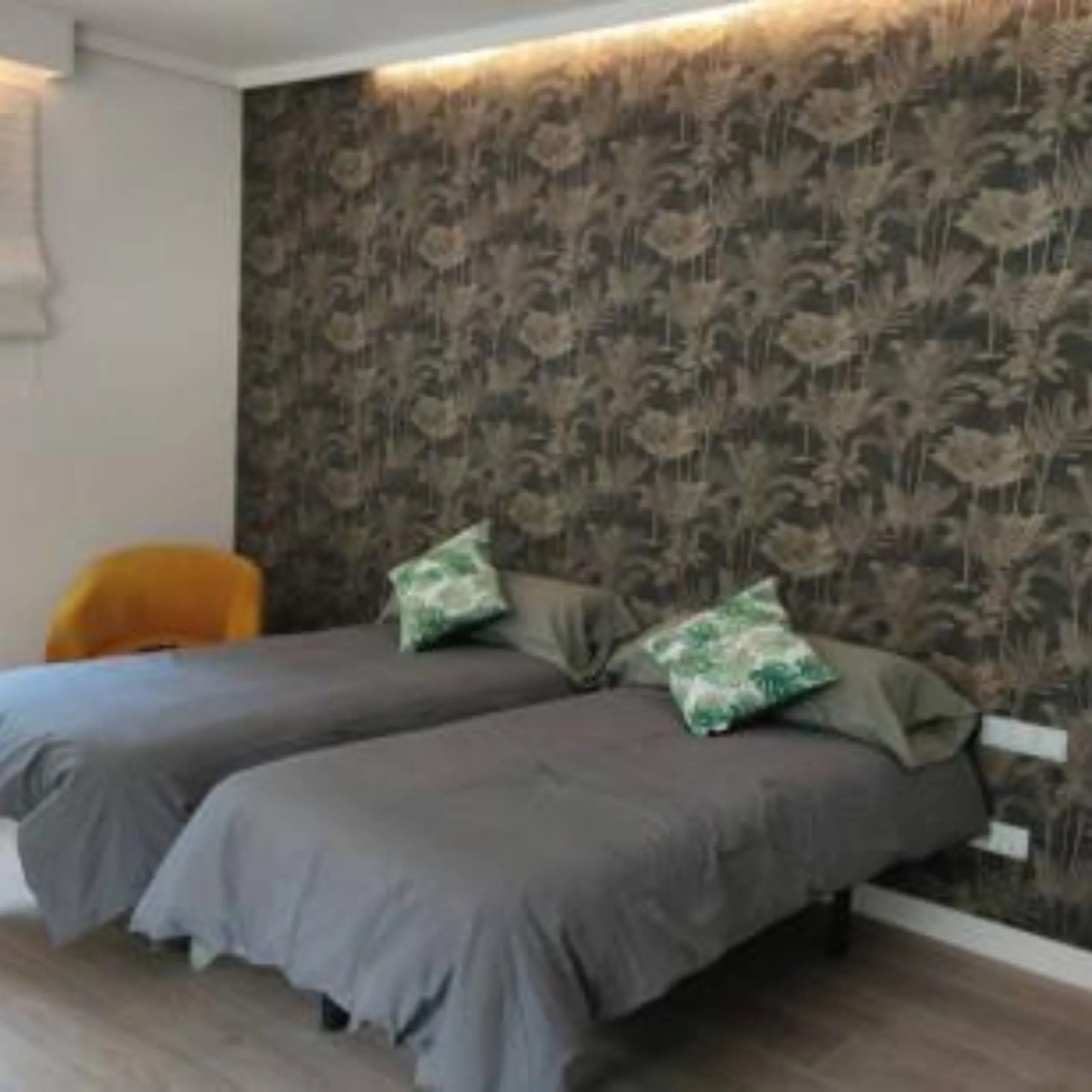 House - Detached Villa в продаже в Marbella, Málaga. В доме 5 спален и 6 ванных комнат. Площадь дома 485 м². Площадь участка 485 м²