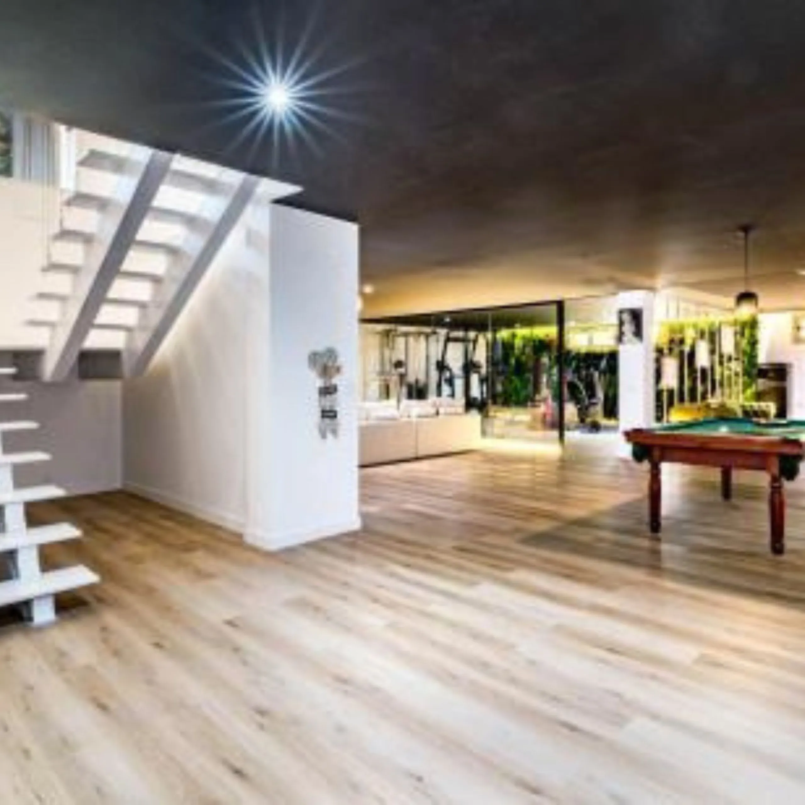 House - Detached Villa в продаже в Marbella, Málaga. В доме 5 спален и 6 ванных комнат. Площадь дома 485 м². Площадь участка 485 м²