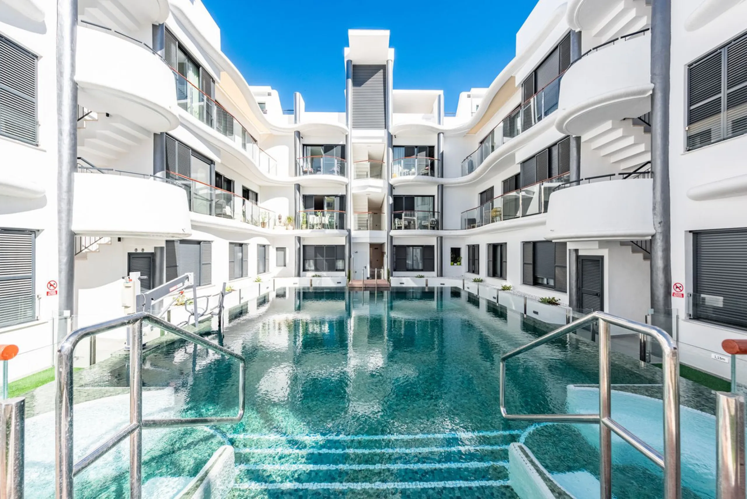 Modern Apartment in the Heart of Estepona!