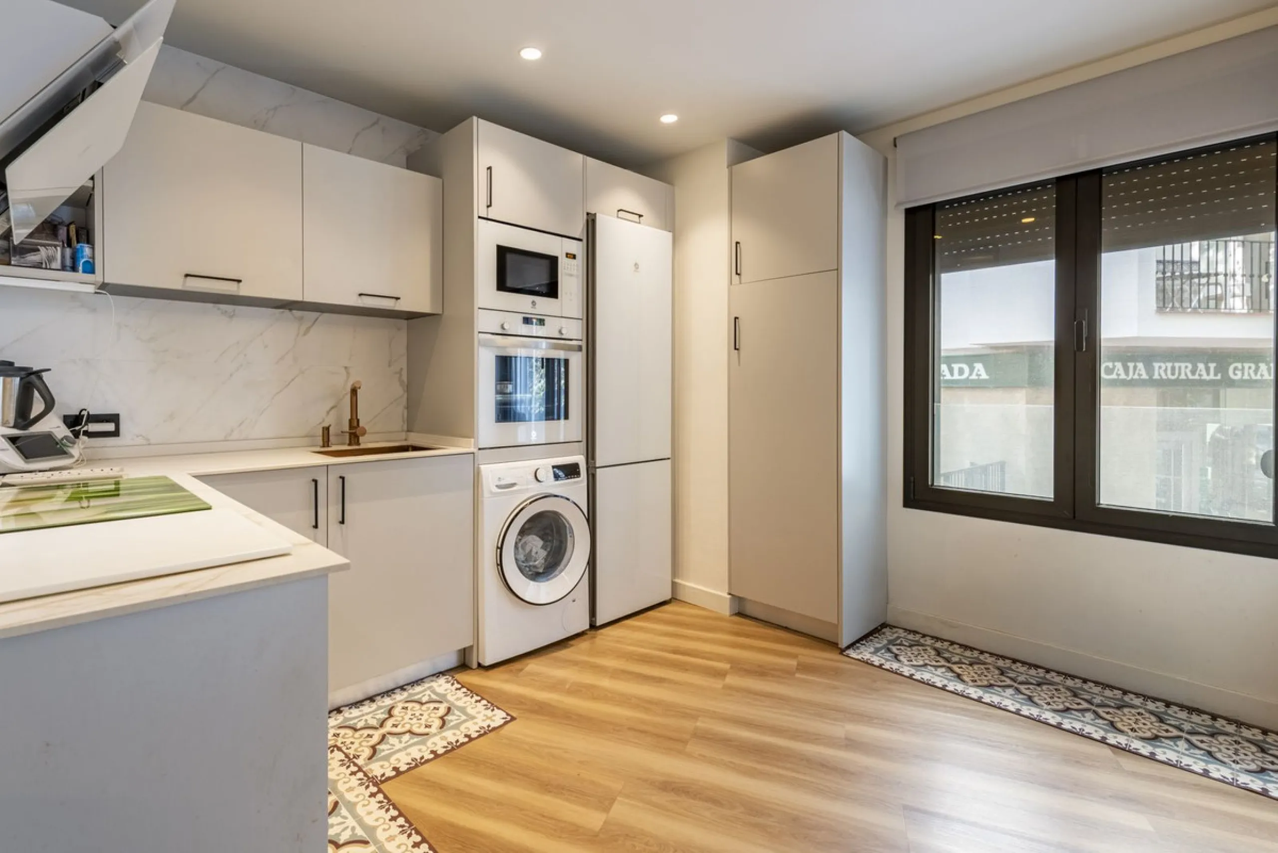 Modern Apartment in the Heart of Estepona!