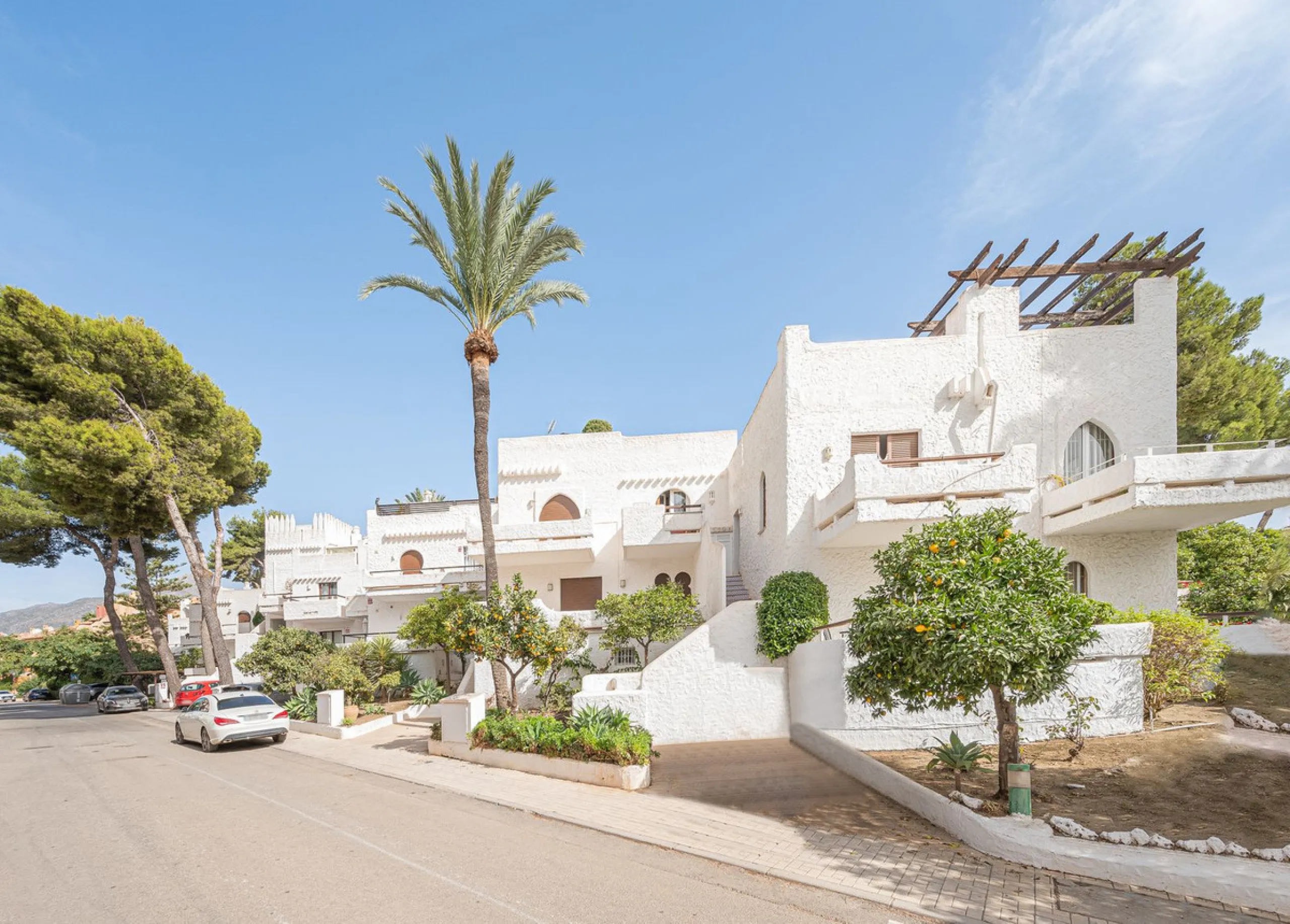 Newly refurbished townhouse in Atalaya Rio Verde, only 5 minutes from Puerto Banus!