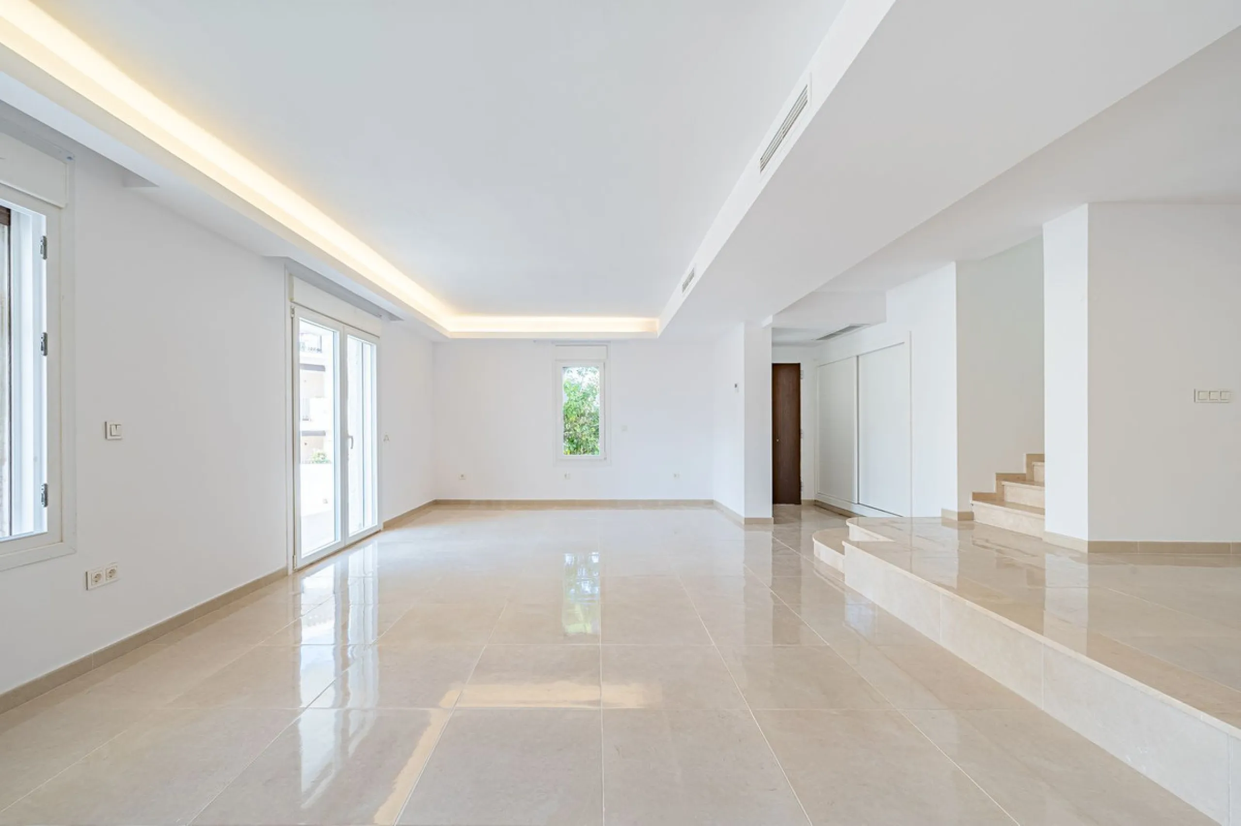 Newly refurbished townhouse in Atalaya Rio Verde, only 5 minutes from Puerto Banus!