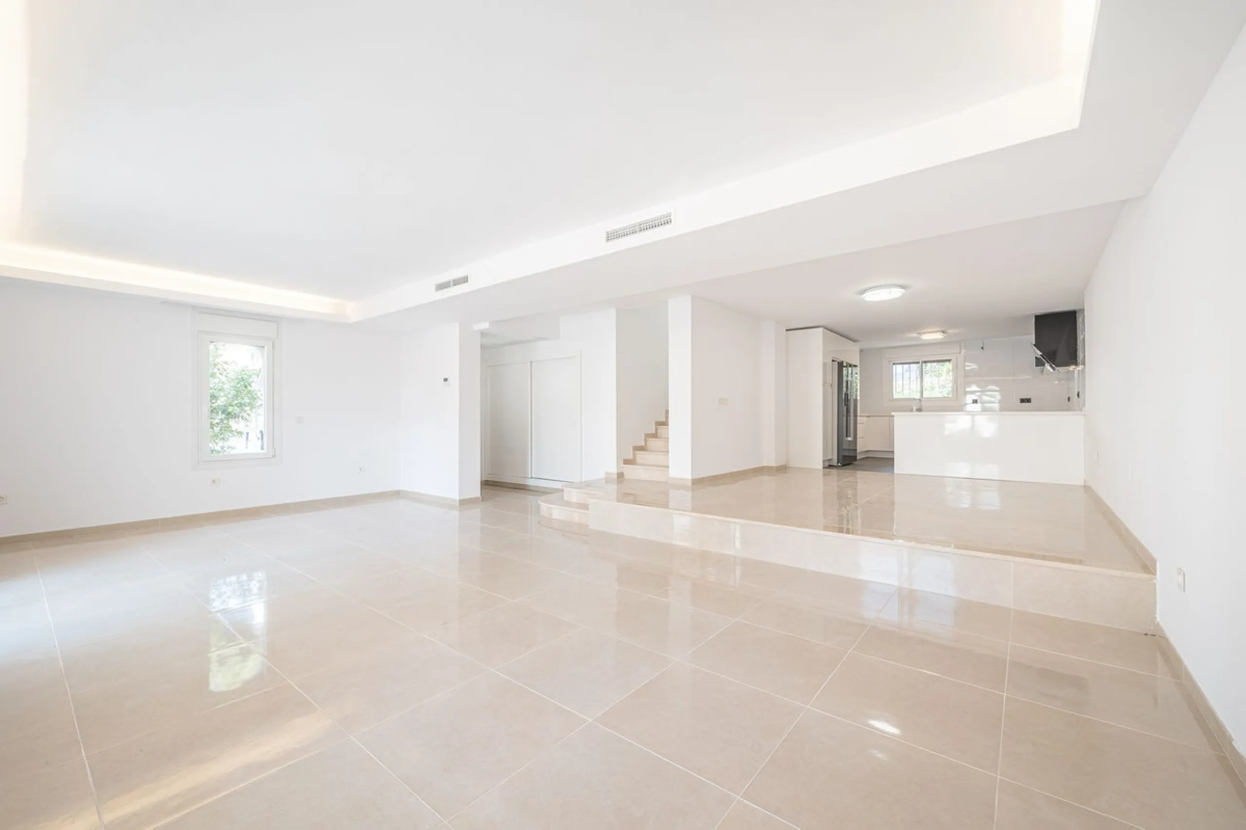 Newly refurbished townhouse in Atalaya Rio Verde, only 5 minutes from Puerto Banus!
