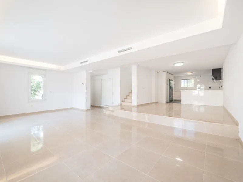 Newly refurbished townhouse in Atalaya Rio Verde, only 5 minutes from Puerto Banus!