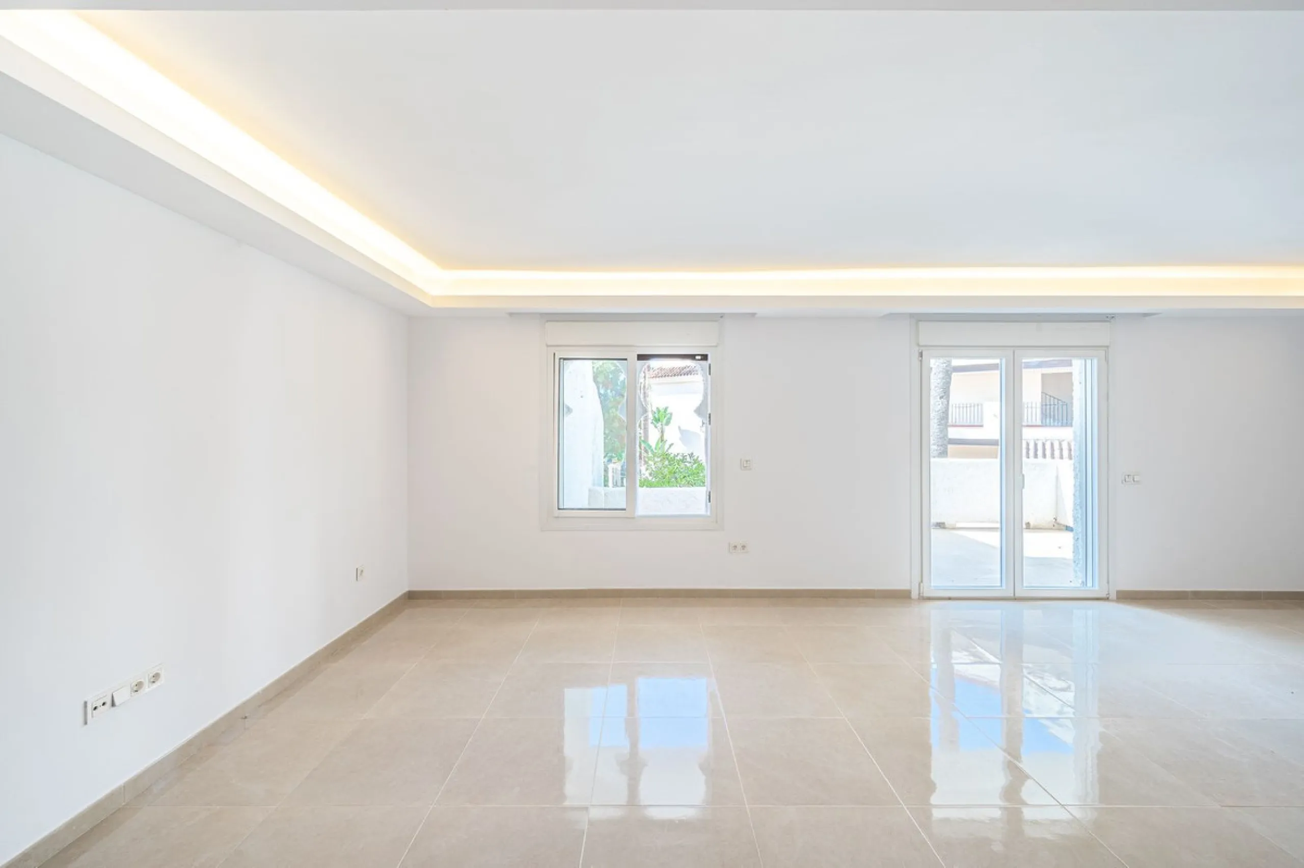 Newly refurbished townhouse in Atalaya Rio Verde, only 5 minutes from Puerto Banus!