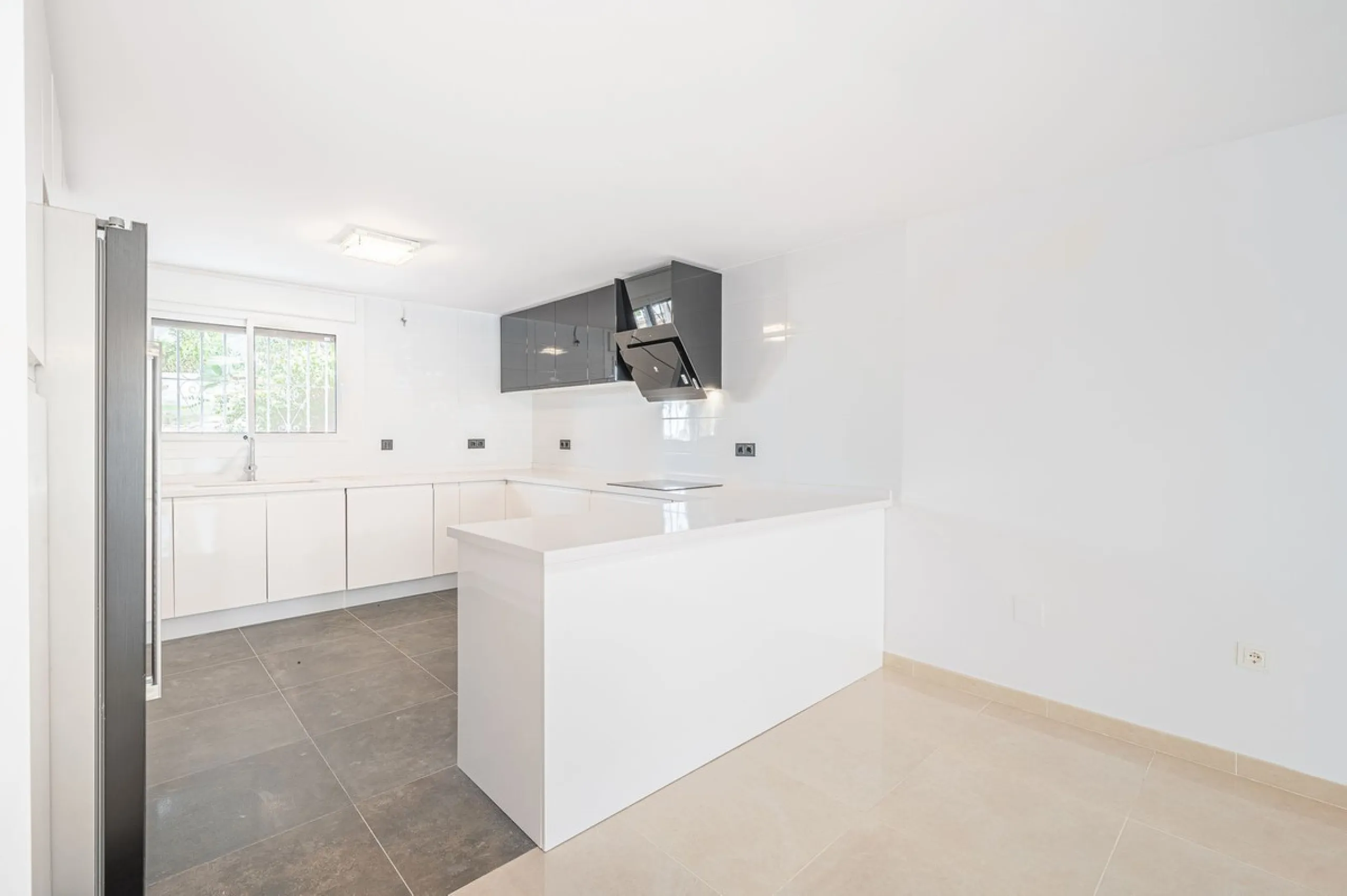 Newly refurbished townhouse in Atalaya Rio Verde, only 5 minutes from Puerto Banus!