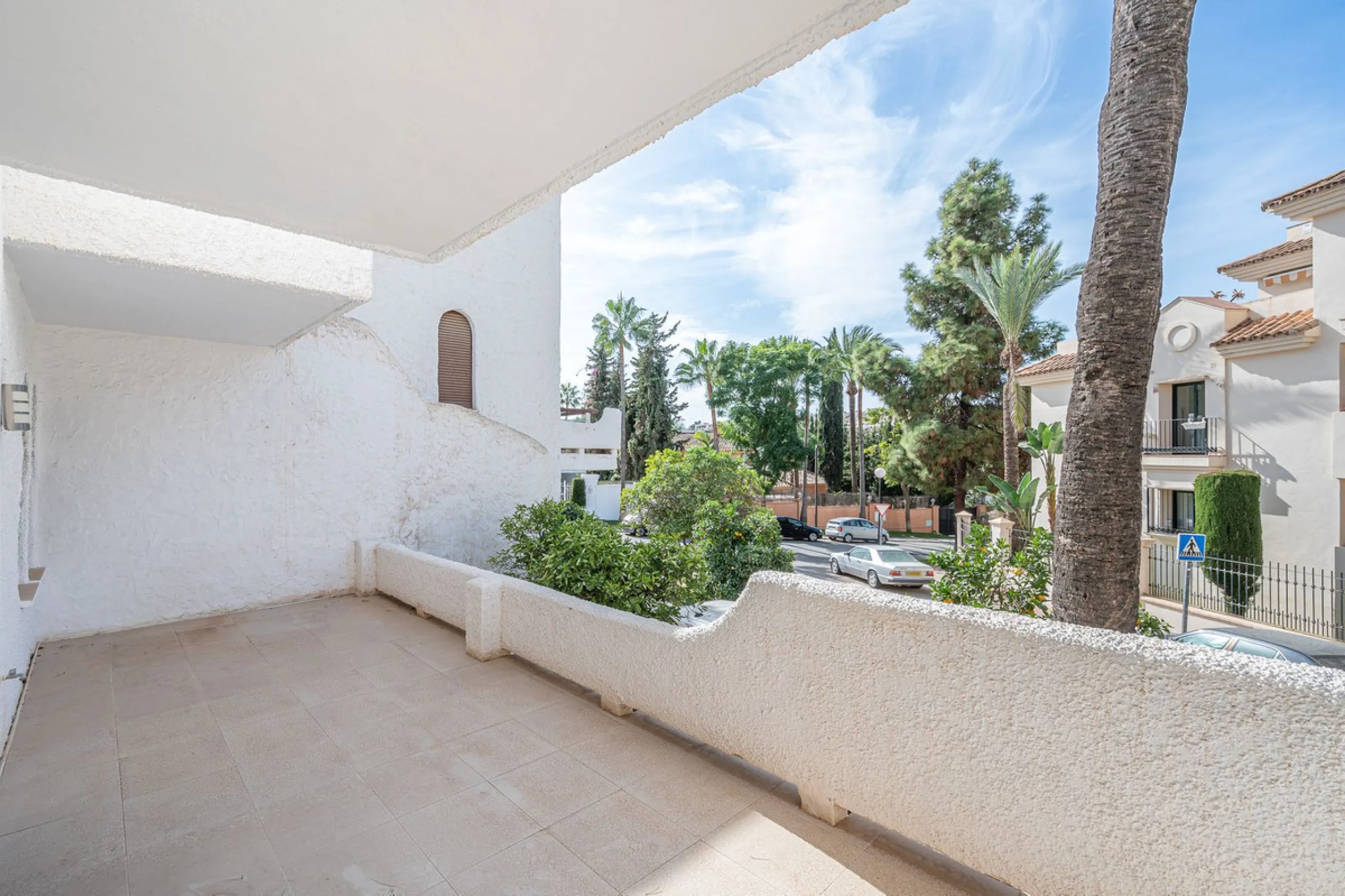 Newly refurbished townhouse in Atalaya Rio Verde, only 5 minutes from Puerto Banus!