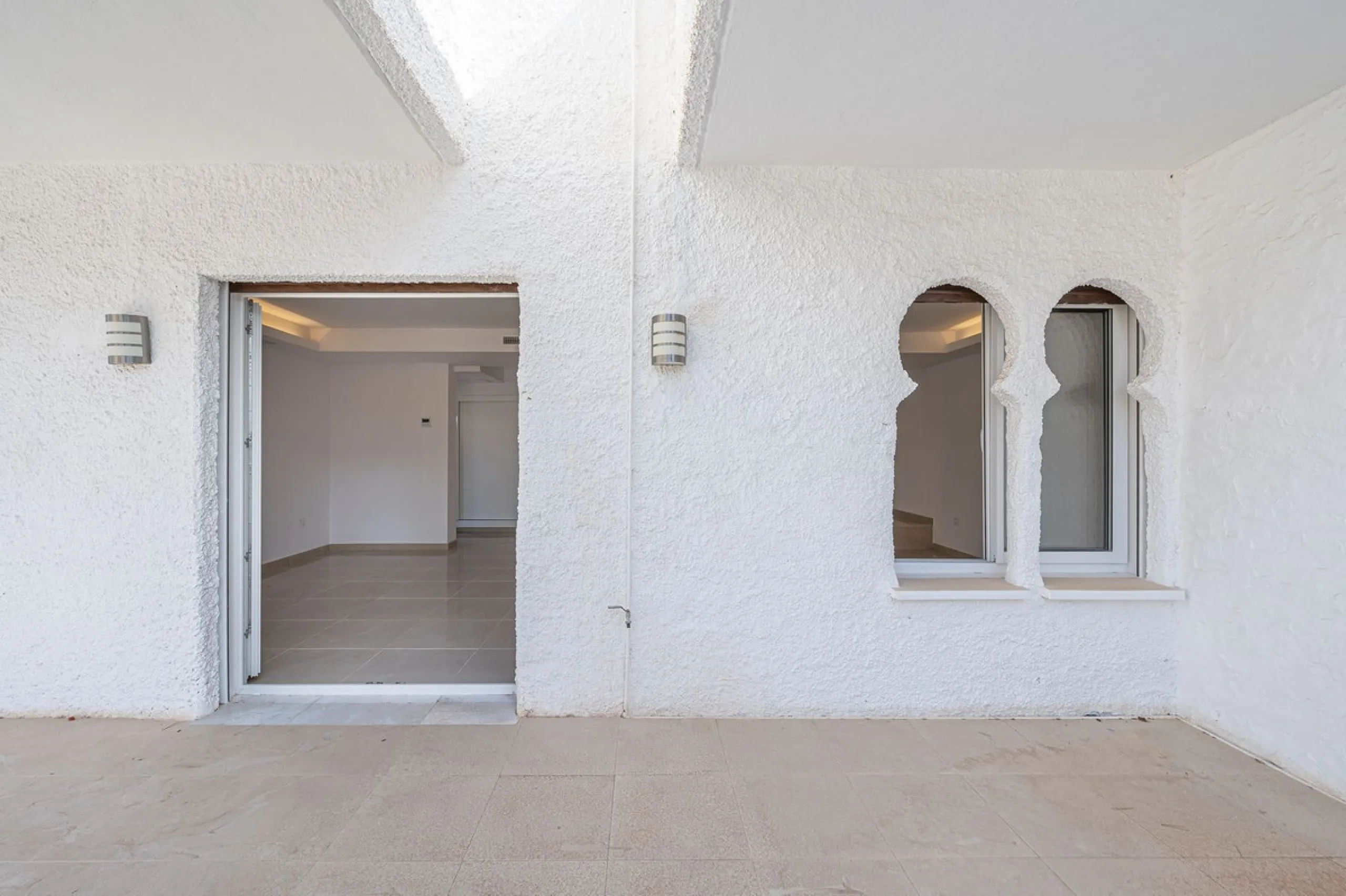 Newly refurbished townhouse in Atalaya Rio Verde, only 5 minutes from Puerto Banus!