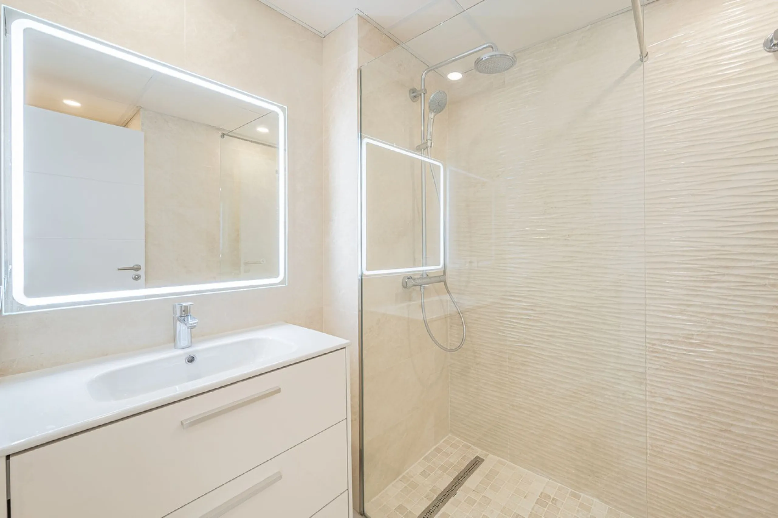 Newly refurbished townhouse in Atalaya Rio Verde, only 5 minutes from Puerto Banus!