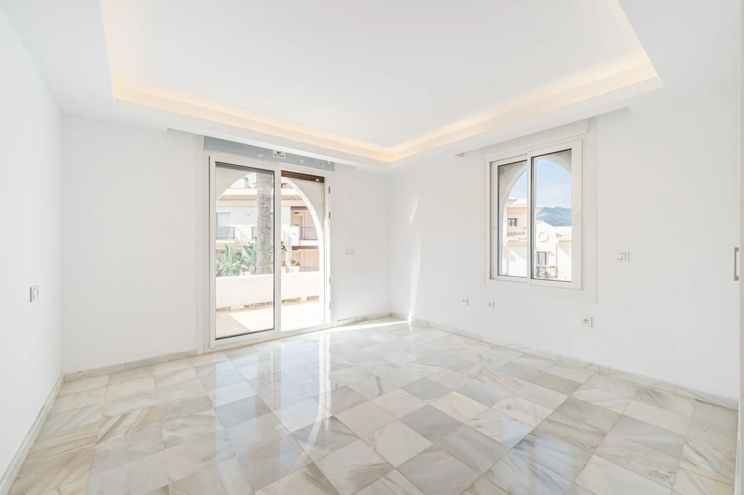 Newly refurbished townhouse in Atalaya Rio Verde, only 5 minutes from Puerto Banus!