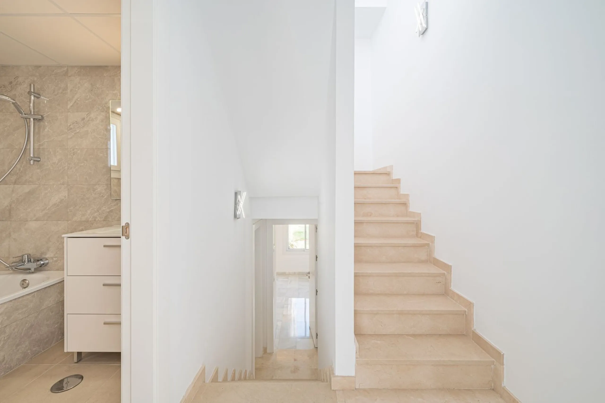 Newly refurbished townhouse in Atalaya Rio Verde, only 5 minutes from Puerto Banus!