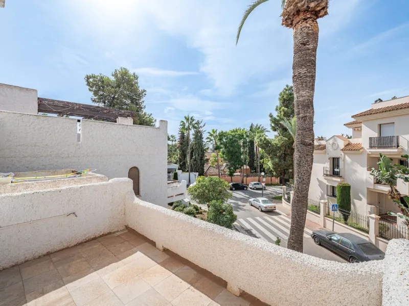 Newly refurbished townhouse in Atalaya Rio Verde, only 5 minutes from Puerto Banus!