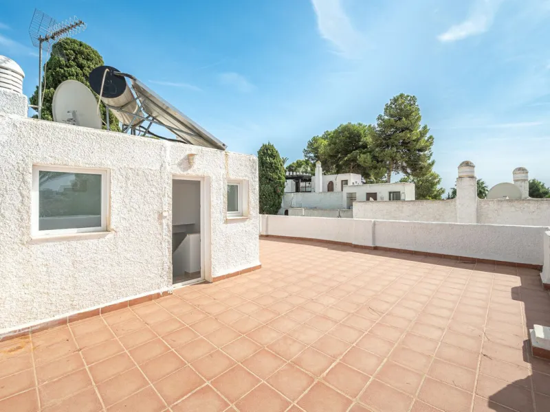 Newly refurbished townhouse in Atalaya Rio Verde, only 5 minutes from Puerto Banus!