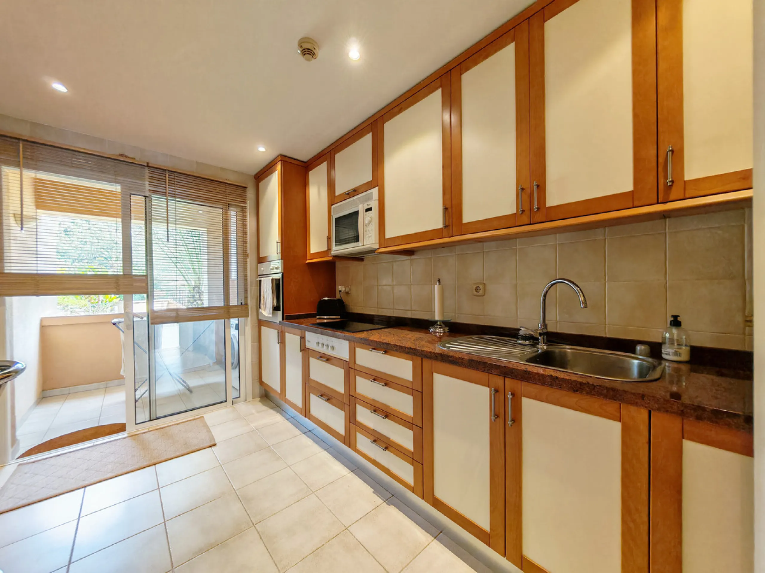 Apartment for sale in Rio Real Golf, Marbella with 2 bedrooms, 2 bathrooms, 2 en suite bathrooms and with orientation west, with communal swimming pool, private garage (1 parking spaces) and communal garden. Regarding property dimensions, it has 170 m² bu