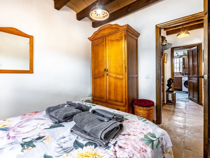 Feature Rich 3 Bedroom Finca, Great Access, Location and Views.