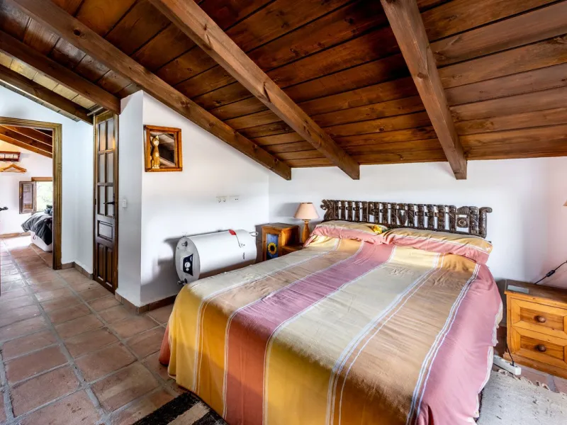 Feature Rich 3 Bedroom Finca, Great Access, Location and Views.