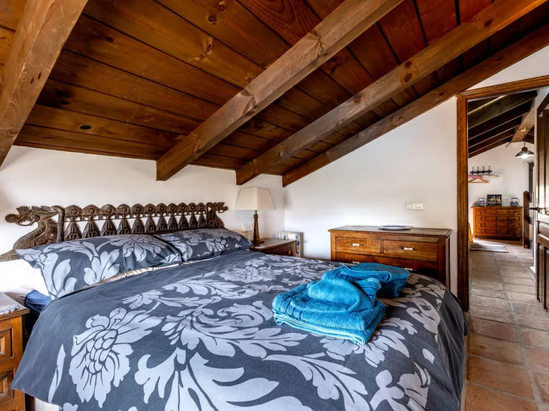 Feature Rich 3 Bedroom Finca, Great Access, Location and Views.