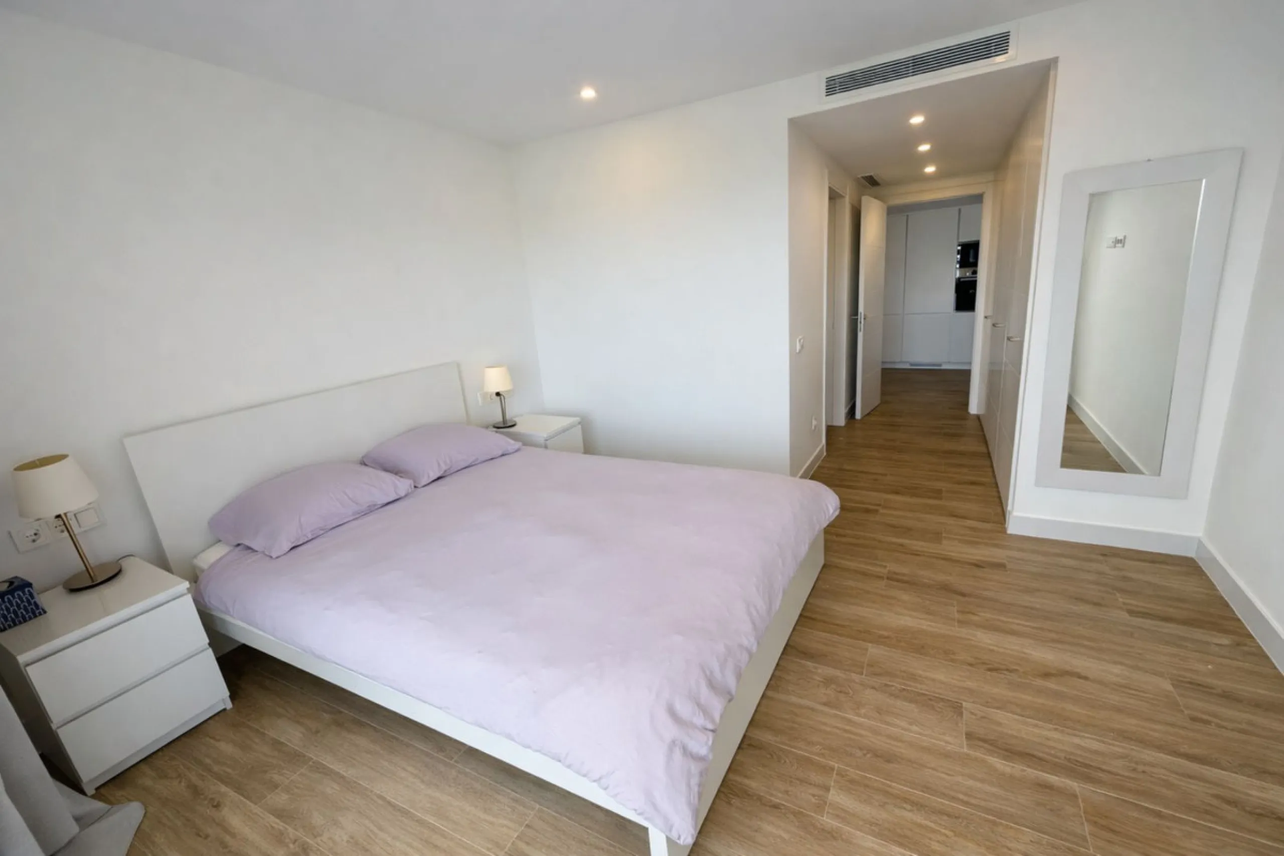 Apartment - Ground Floor Apartment в продаже в Casares, Málaga. В доме 2 спален и 2 ванных комнат. Площадь дома 109 м². Площадь участка 422 м²