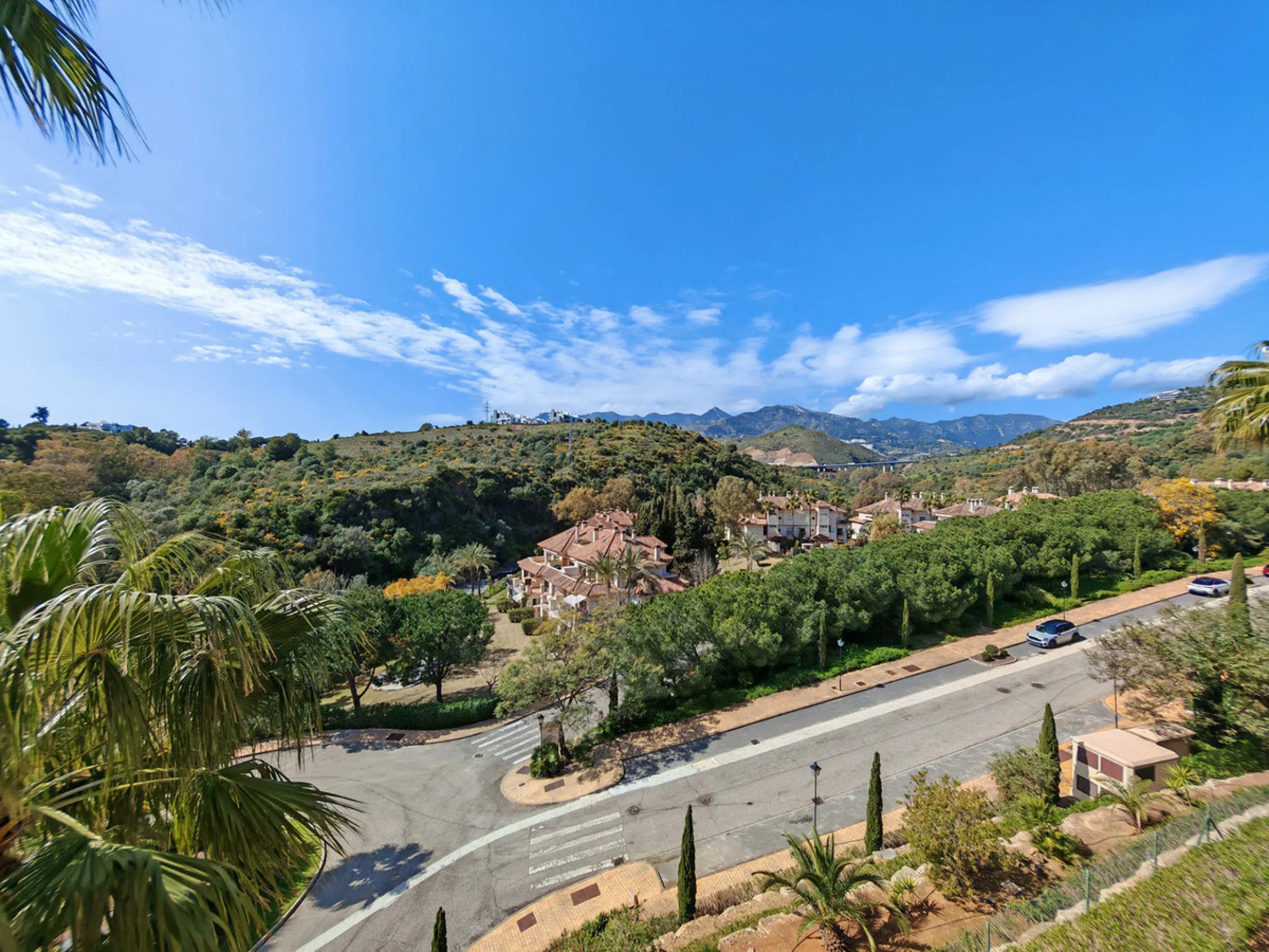 Apartment for sale in Rio Real Golf, Marbella with 2 bedrooms, 2 bathrooms, 2 en suite bathrooms and with orientation west, with communal swimming pool, private garage (1 parking spaces) and communal garden. Regarding property dimensions, it has 170 m² bu