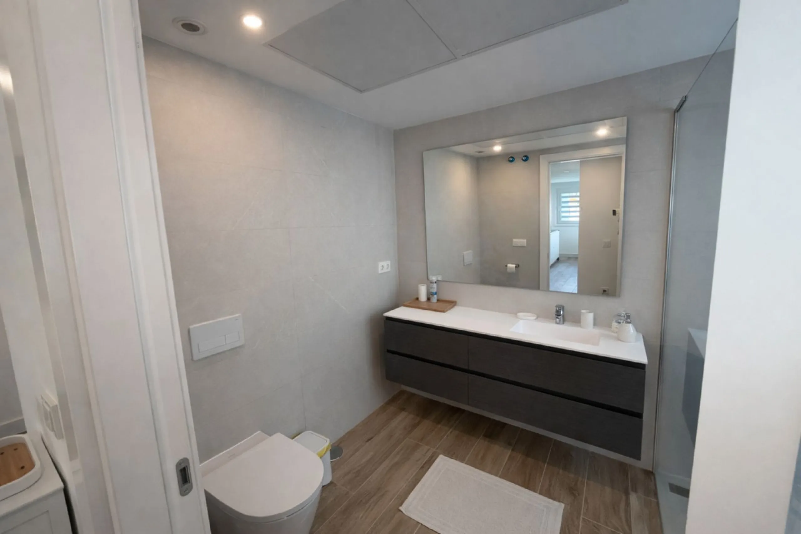 Apartment - Ground Floor Apartment в продаже в Casares, Málaga. В доме 2 спален и 2 ванных комнат. Площадь дома 109 м². Площадь участка 422 м²