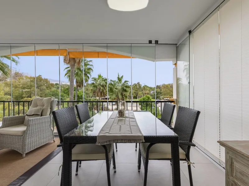 Apartment - Middle Floor Apartment в продаже в Marbella, Málaga. В доме 2 спален и 2 ванных комнат. Площадь дома 84 м²