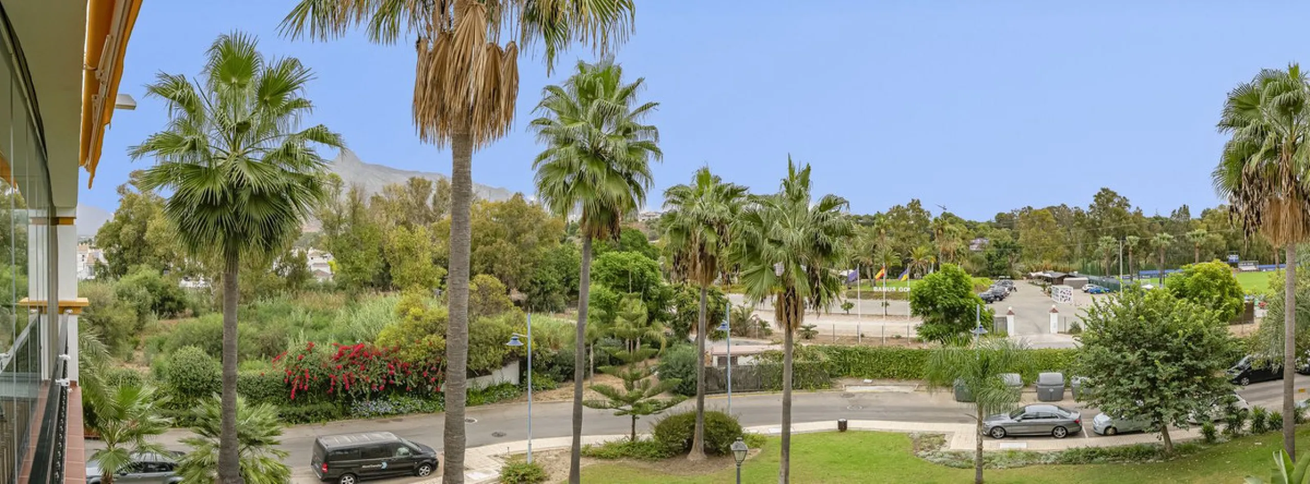 Apartment - Middle Floor Apartment в продаже в Marbella, Málaga. В доме 2 спален и 2 ванных комнат. Площадь дома 84 м²