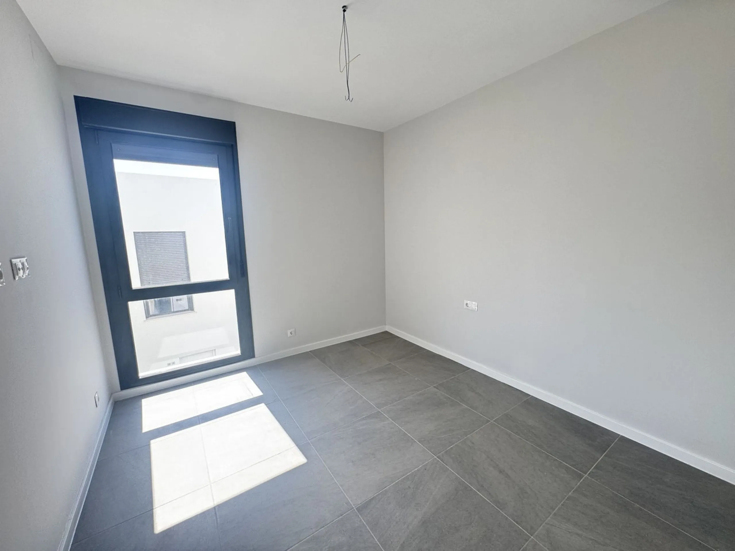 House - Townhouse в продаже в Mijas, Málaga. В доме 4 спален и 3 ванных комнат. Площадь дома 145 м². Площадь участка 102 м²