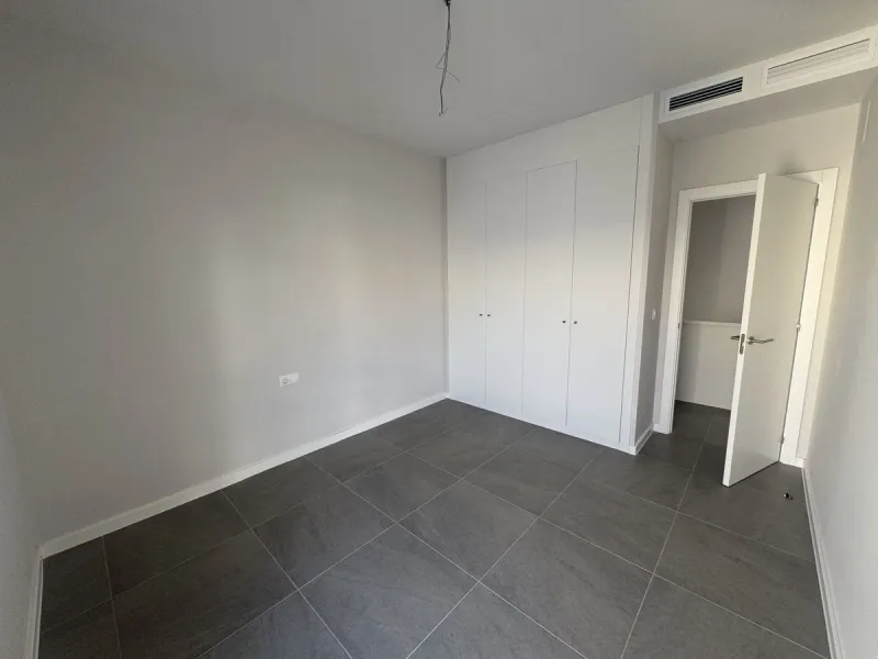 House - Townhouse в продаже в Mijas, Málaga. В доме 4 спален и 3 ванных комнат. Площадь дома 145 м². Площадь участка 102 м²