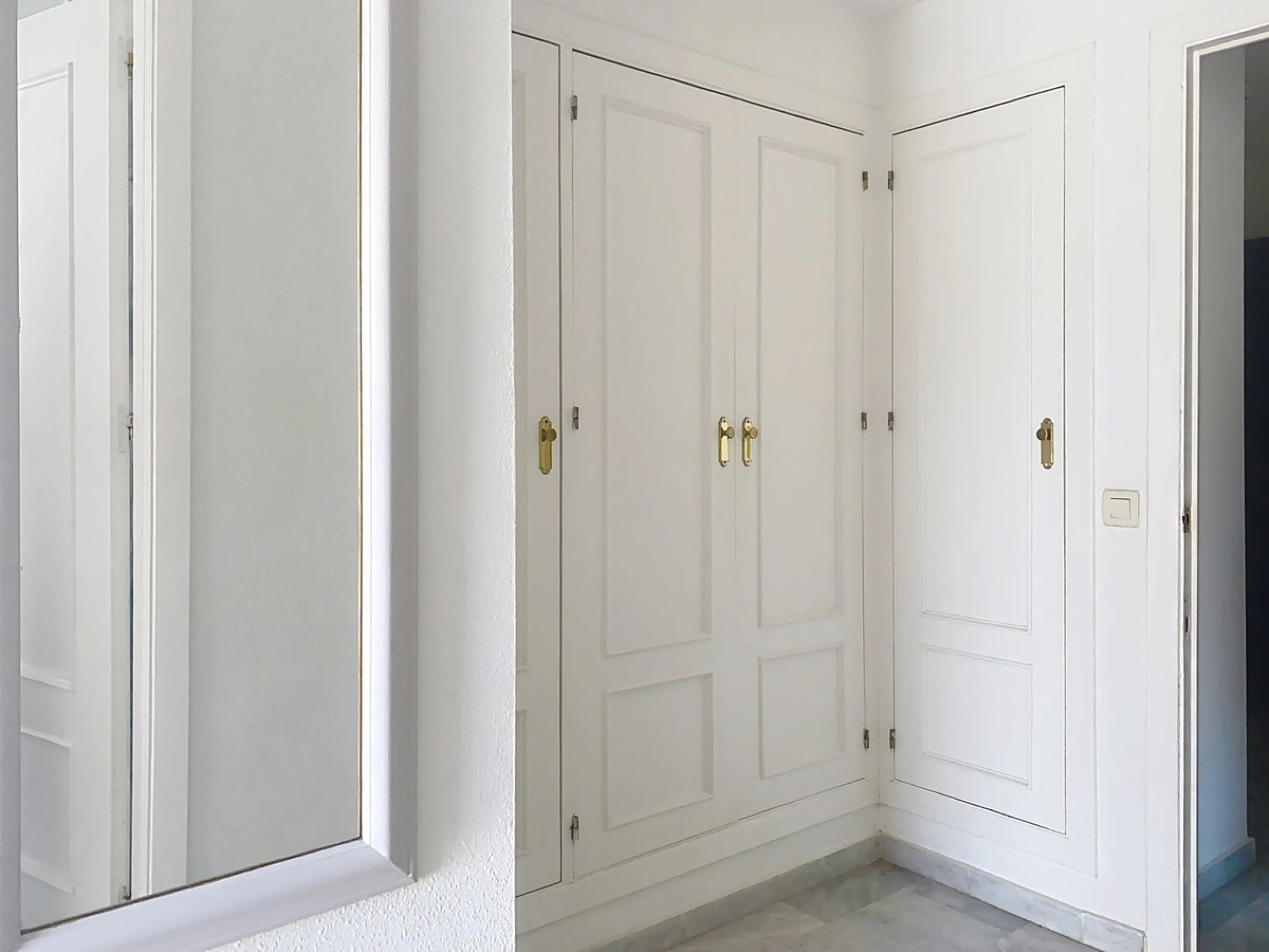 House - Semi-Detached House в продаже в Marbella, Málaga. В доме 4 спален и 4 ванных комнат. Площадь дома 254 м². Площадь участка 246 м²
