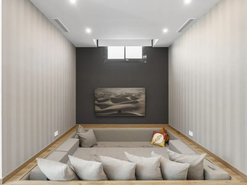 House - Semi-Detached House в продаже в Marbella, Málaga. В доме 5 спален и 5 ванных комнат. Площадь дома 310 м². Площадь участка 360 м²