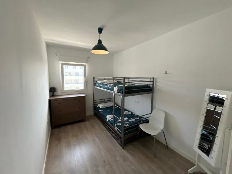 This refined apartment in Nueva Andalucía offers the perfect balance between comfort, style and convenience. Situated on the 6th floor, the property enjoys open sea and mountain views, enhancing the sense of space and light throughout the home. With 3 spa