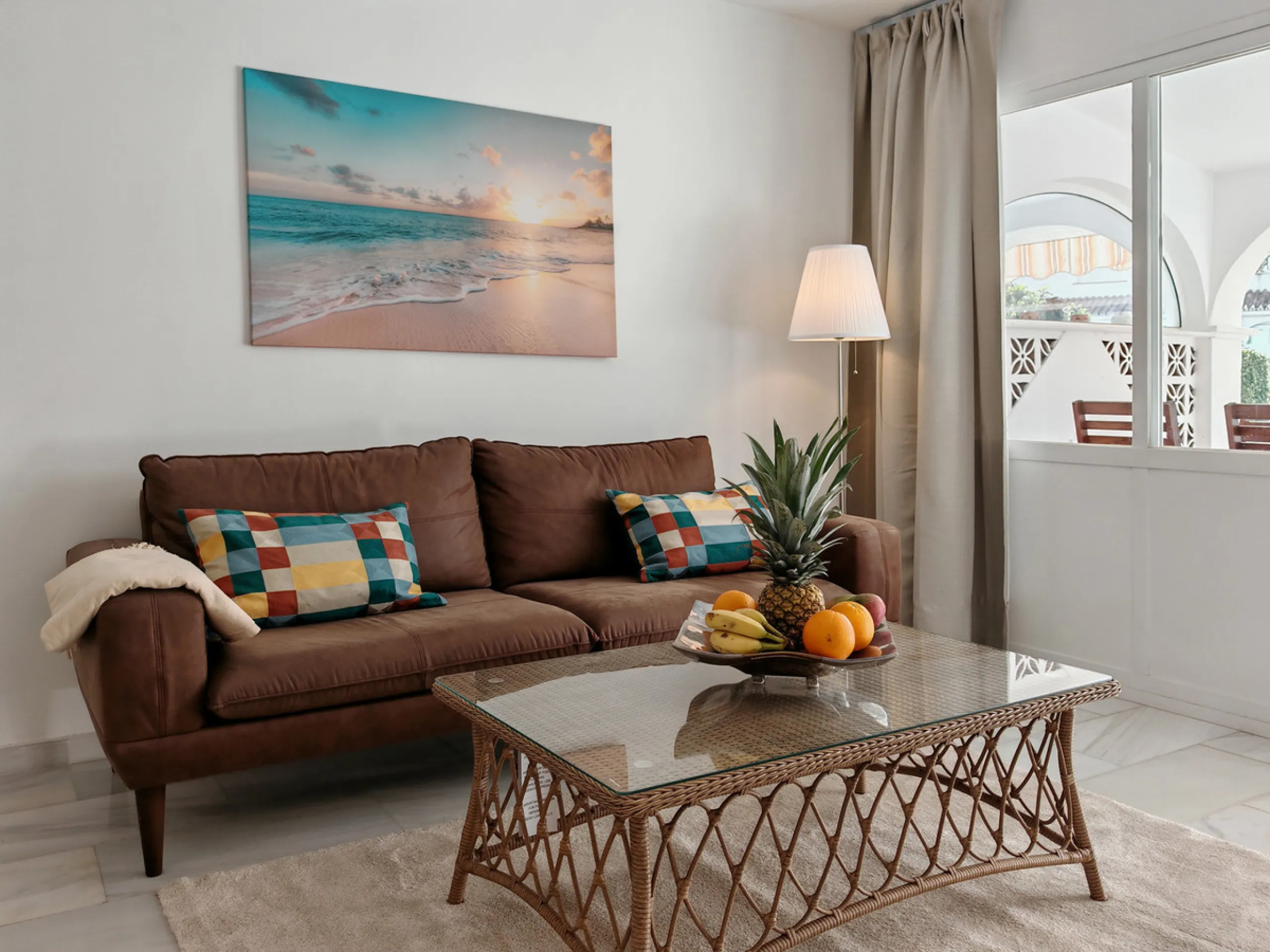 Town House for sale in , Manilva with 3 bedrooms, 2 bathrooms and with orientation south/east, with communal swimming pool, private garage (1 parking spaces) and private garden. Regarding property dimensions, it has 142 m² built and 25 m² terrace. Has the