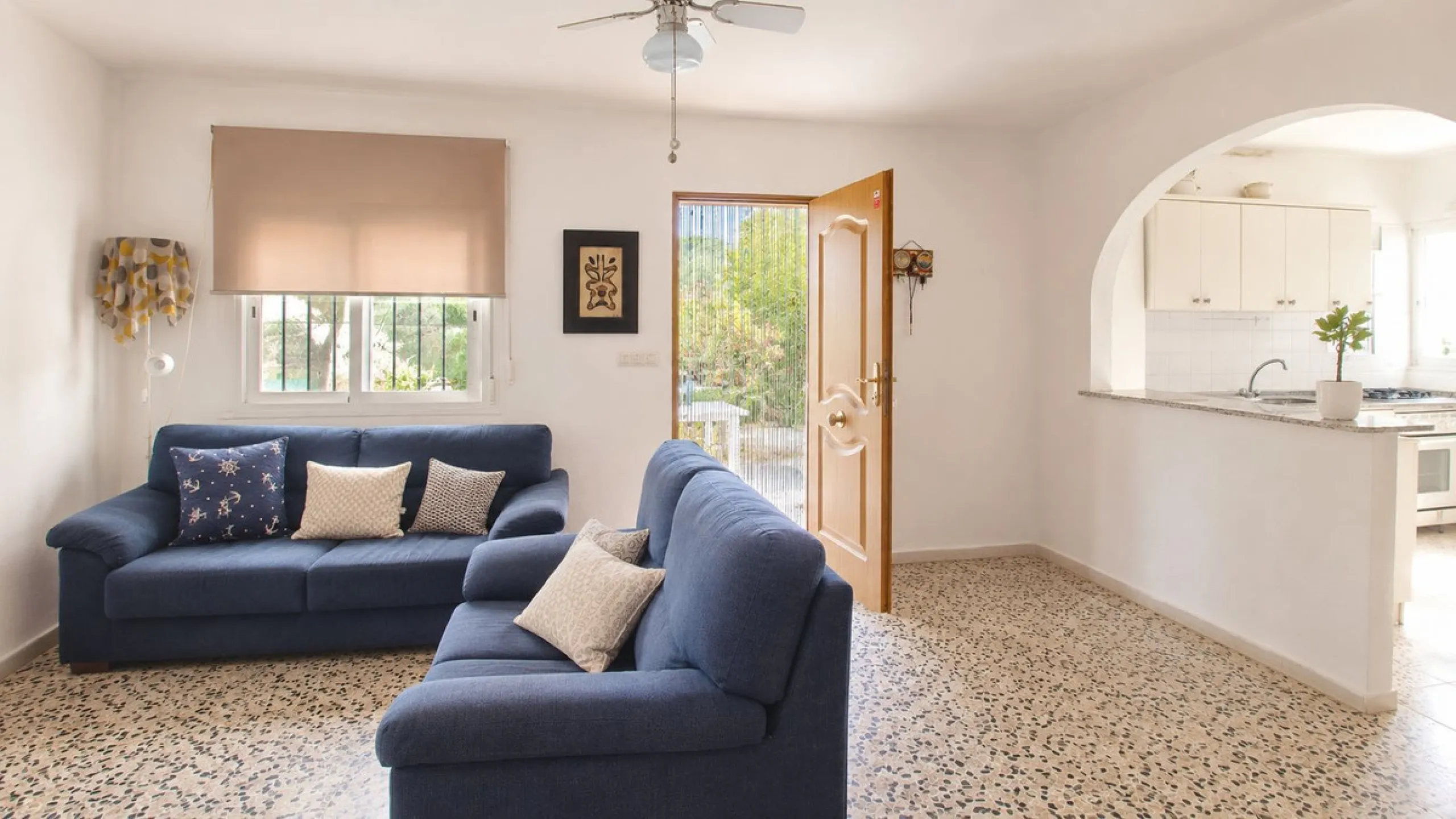 Charming country property with pool and garden for sale in Estepona – just 10 minutes from the beach
