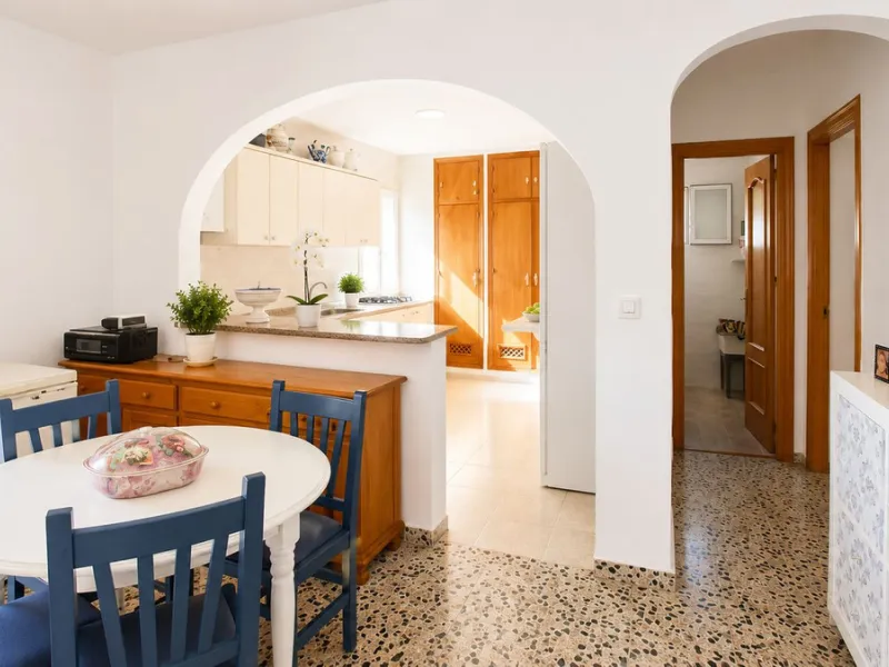 Charming country property with pool and garden for sale in Estepona – just 10 minutes from the beach