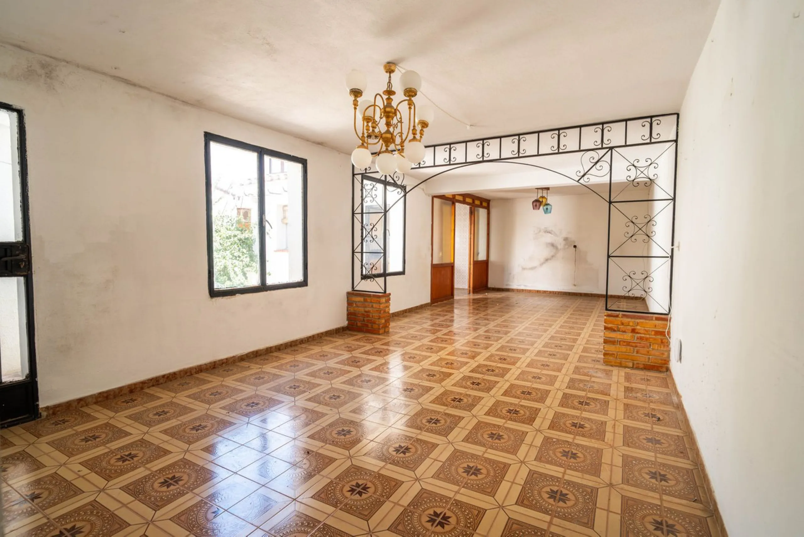 House with 4 Bedrooms and Patio in the Heart of Mijas Pueblo