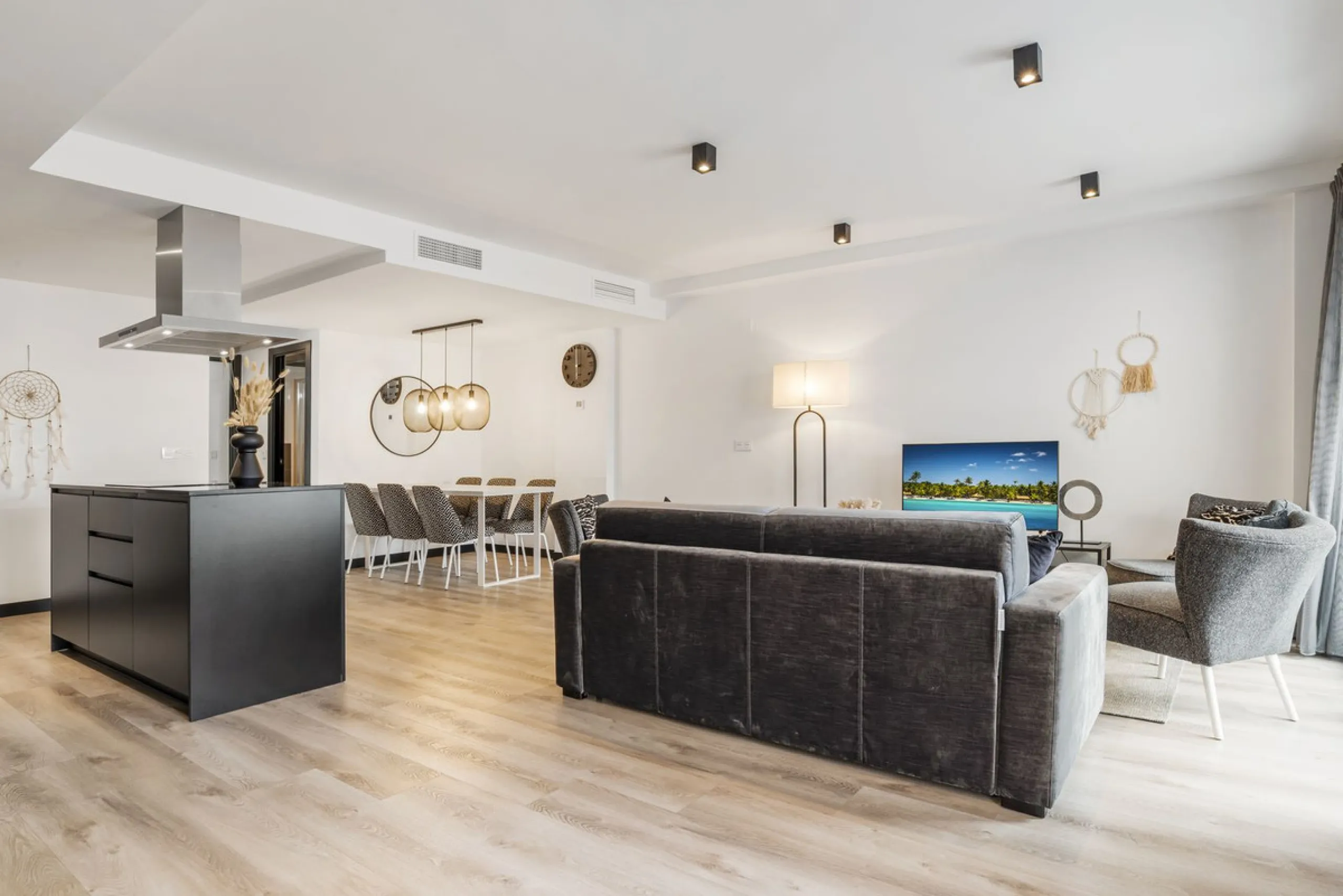 Luxurious 2-Bedroom Apartment in Hacienda el Sueño.