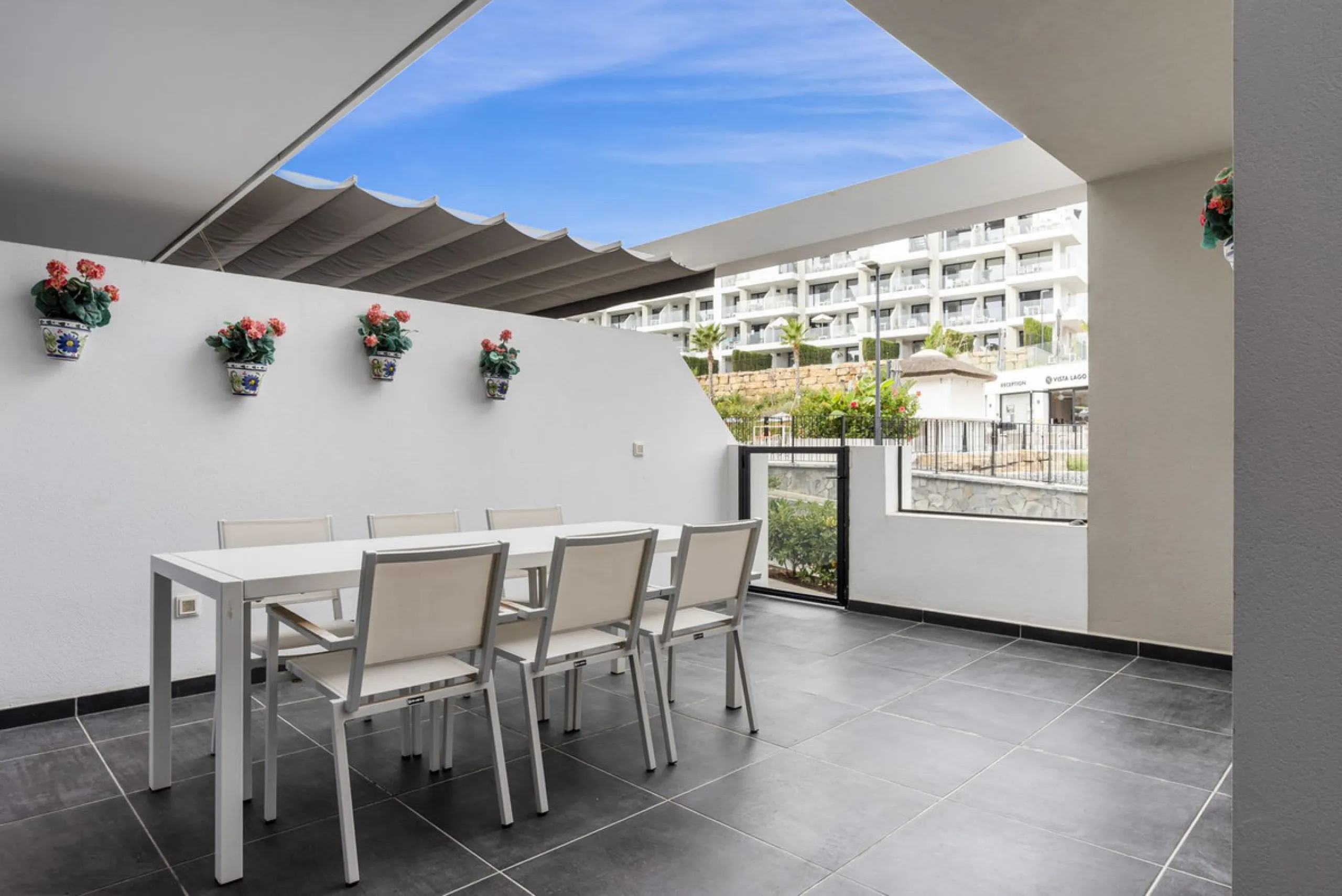 Luxurious 2-Bedroom Apartment in Hacienda el Sueño.