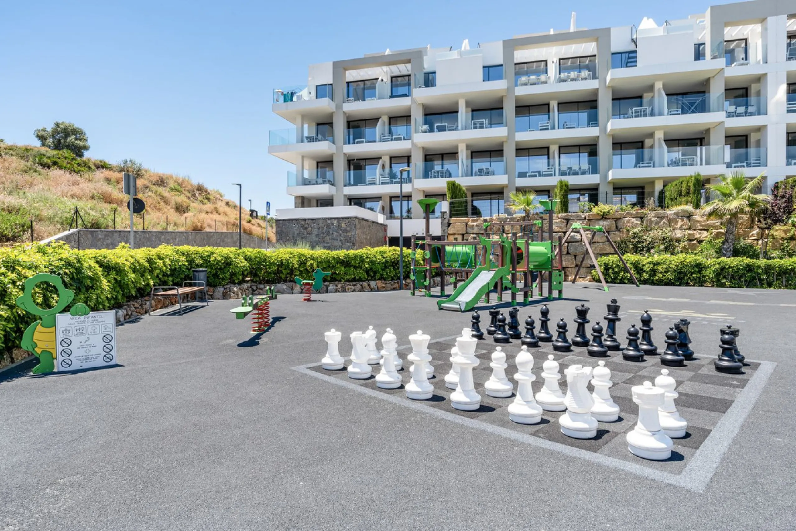 Luxurious 2-Bedroom Apartment in Hacienda el Sueño.