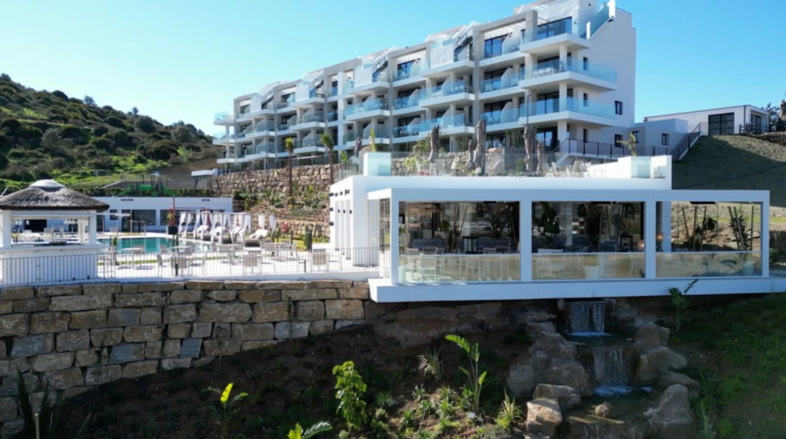 Luxurious 2-Bedroom Apartment in Hacienda el Sueño.