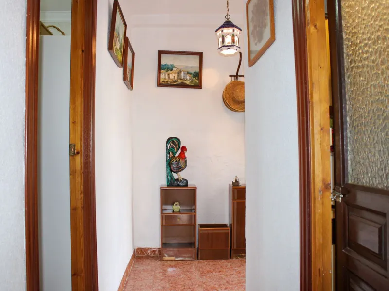 Villa with garden, private pool and three large terraces with sea views.