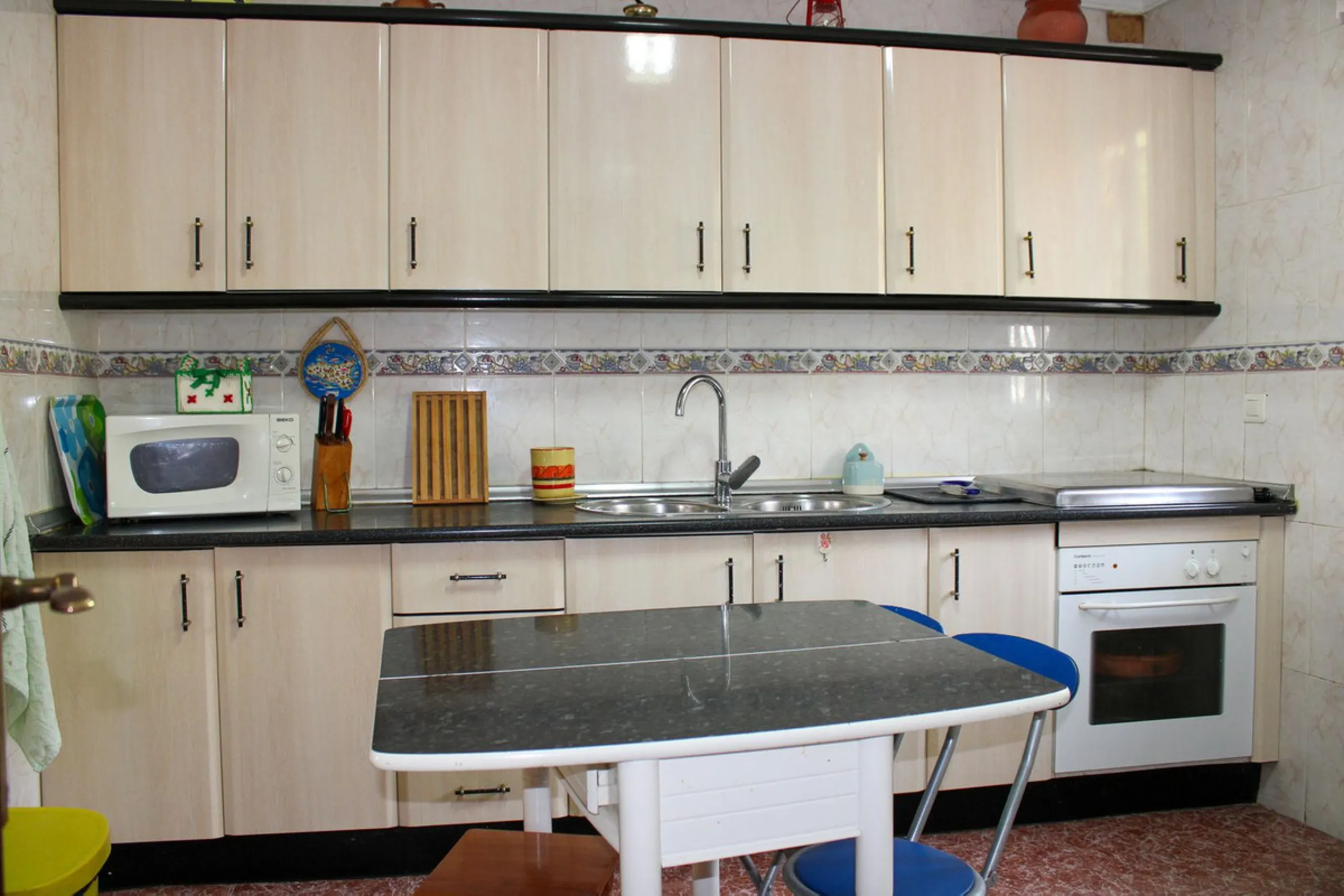 Villa with garden, private pool and three large terraces with sea views.