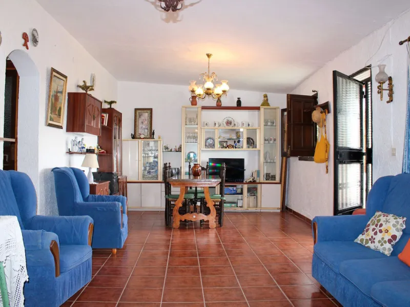 Villa with garden, private pool and three large terraces with sea views.