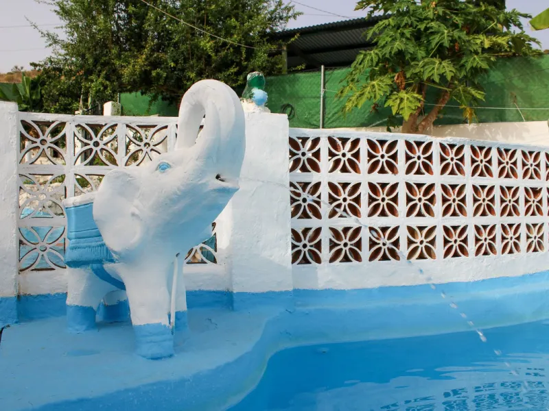 Villa with garden, private pool and three large terraces with sea views.