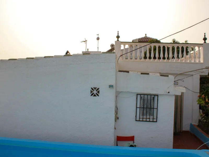 Villa with garden, private pool and three large terraces with sea views.
