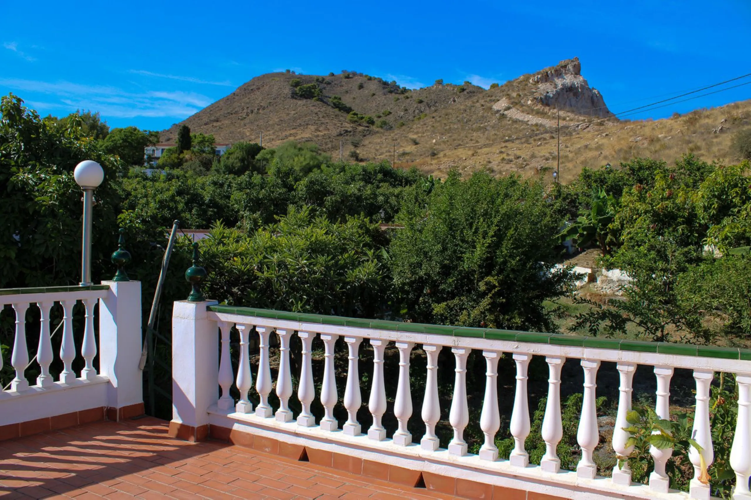 Villa with garden, private pool and three large terraces with sea views.